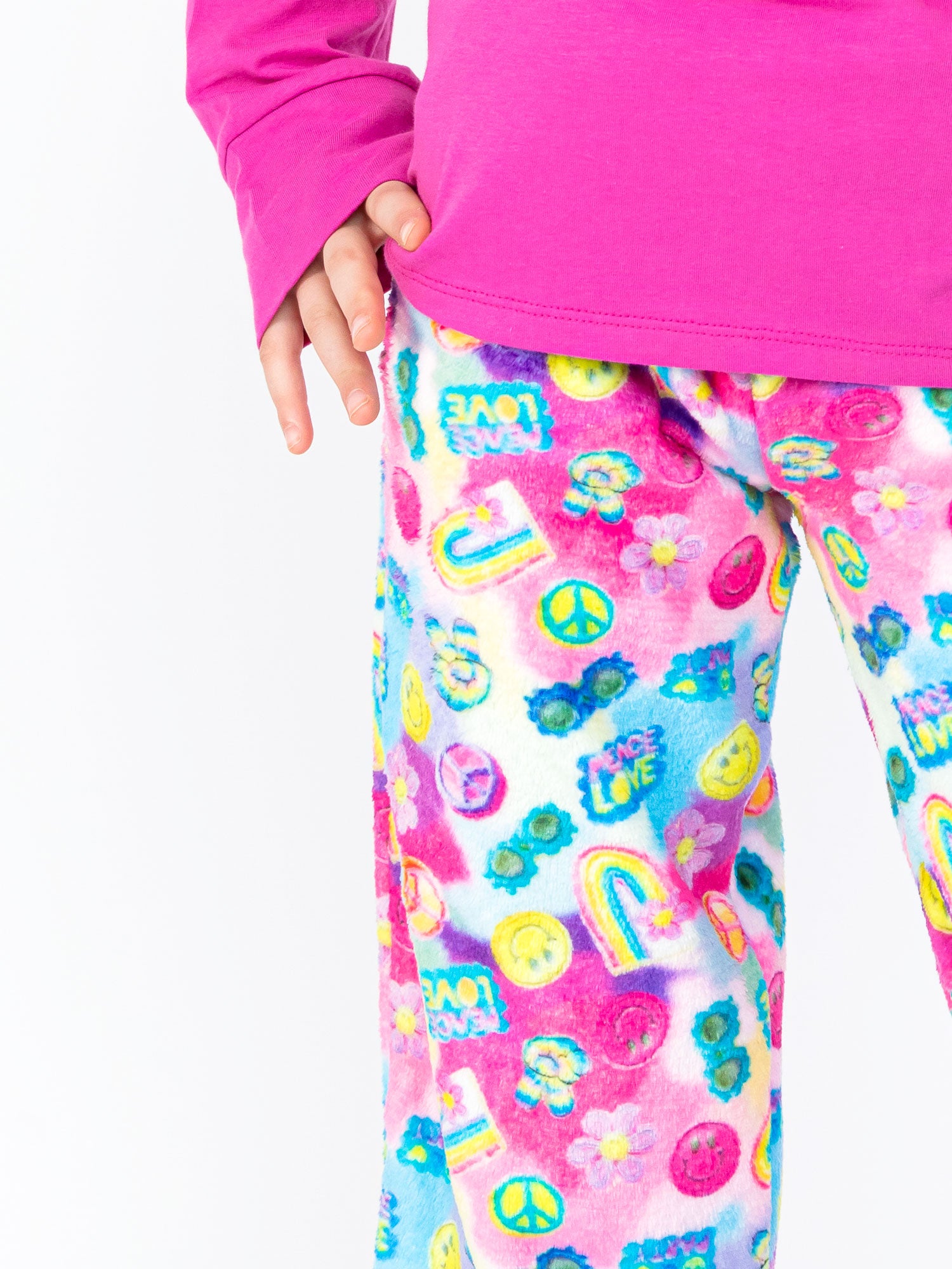 girls plush loungewear pant in multicolour print