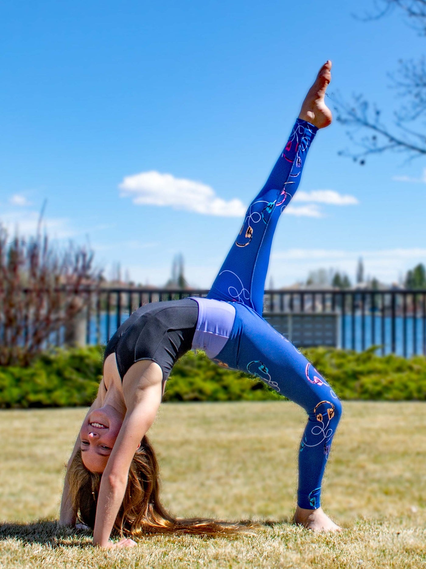 girls blue printed activewear leggings